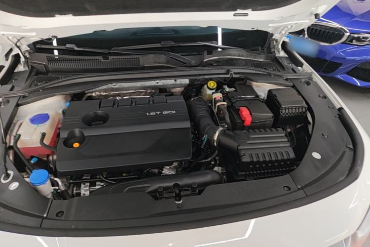 Used Chery Arrizo 8 2025 1.6T DCT Smart Engine Bay