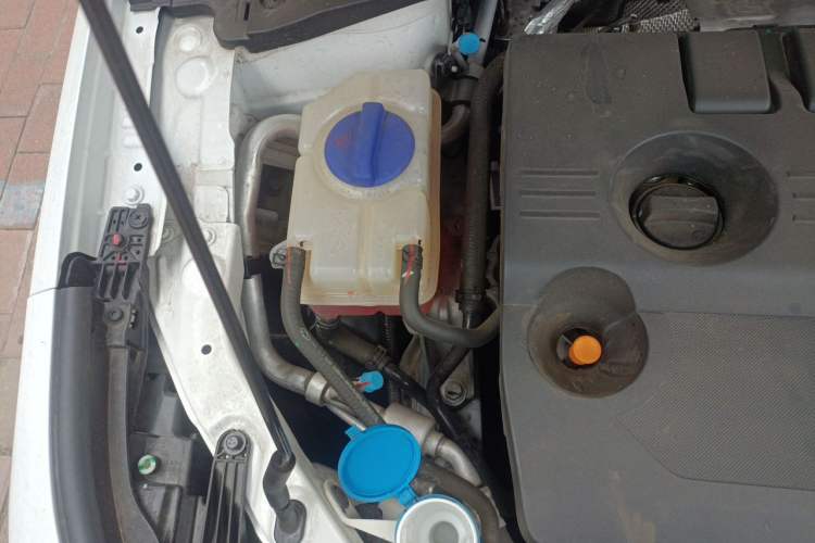 Used Chery Arrizo 8 2025 1.6T DCT Excellence Edition Engine Bay Right