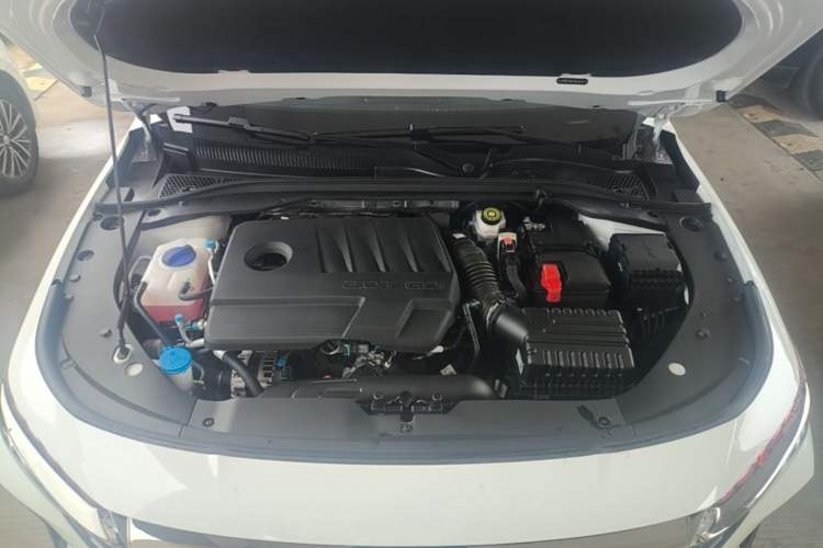 Used Chery Arrizo 8 2025 2.0T DCT Sport Engine Bay