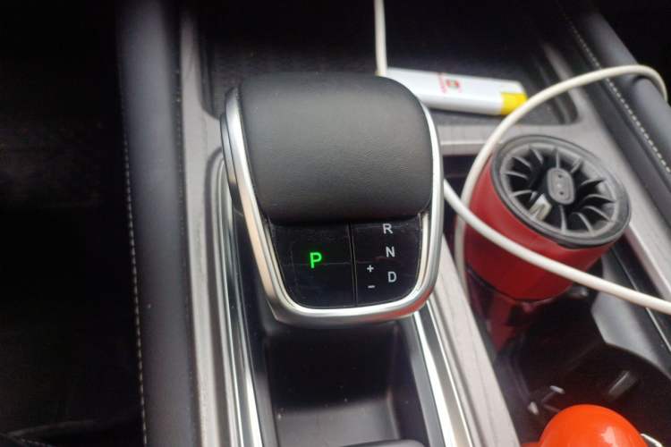 Used Chery Arrizo 8 2025 1.6T DCT Excellence Edition Gear Lever
