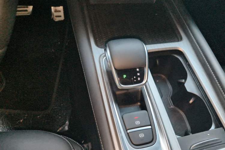 Used Chery Arrizo 8 2025 2.0T DCT Sport Gear Lever