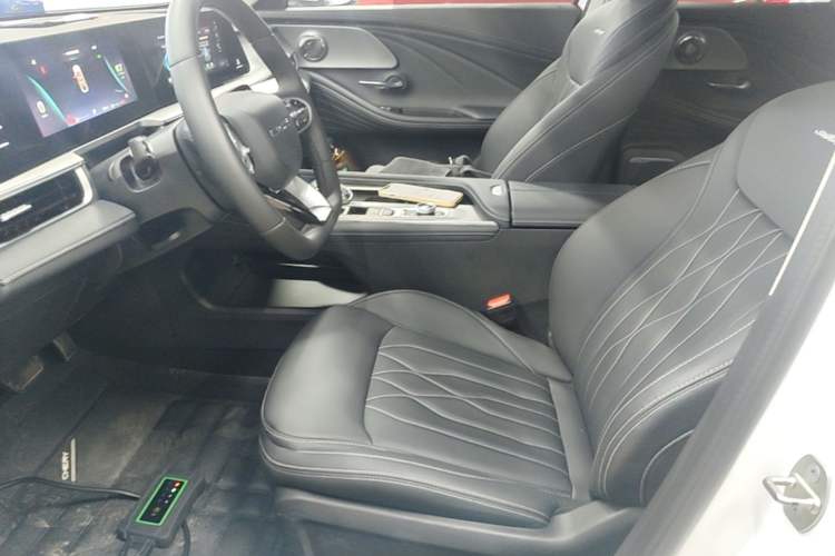 Used Chery Arrizo 8 2025 1.6T DCT Excellence Edition Left Front Seat