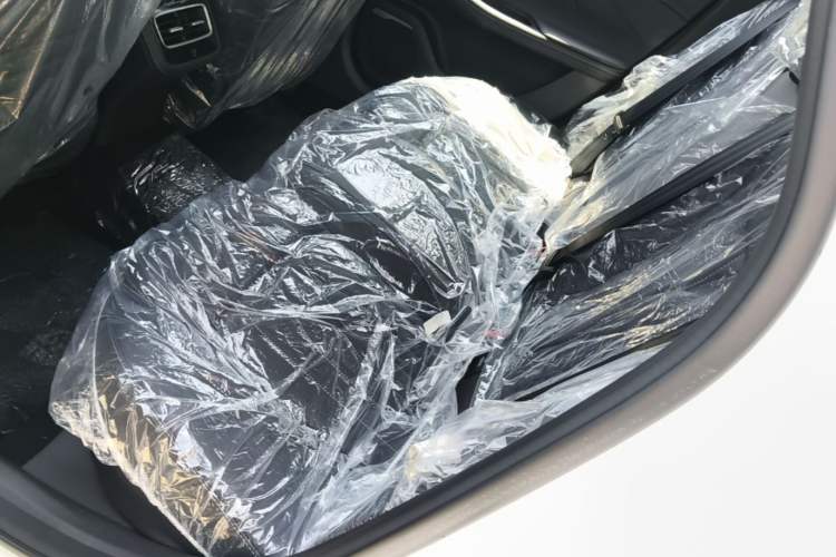 Used Chery Arrizo 8 2025 1.6T DCT Smart Left Rear Seat