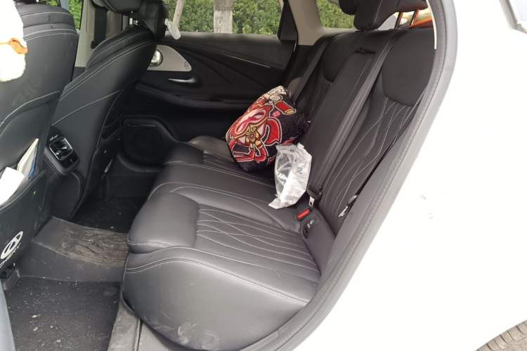 Used Chery Arrizo 8 2025 1.6T DCT Rui Left Rear Seat