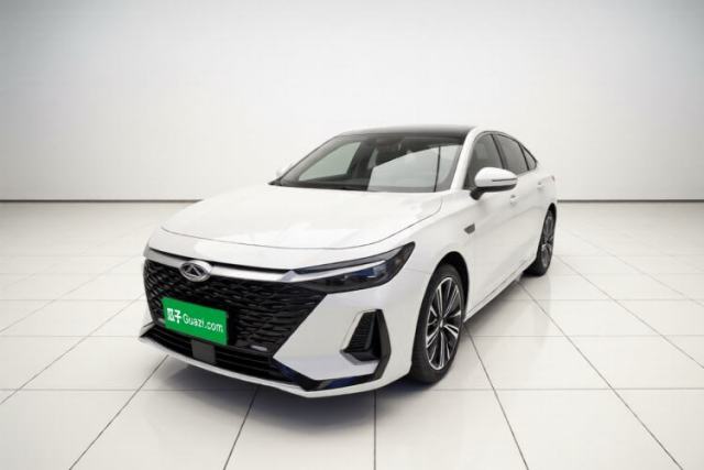 Używany Chery Arrizo 8 2025 1.6T DCT Excellence Edition