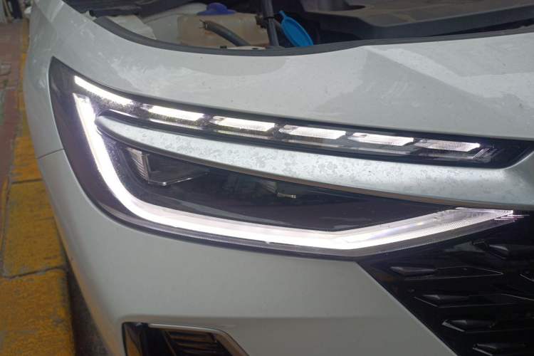 Used Chery Arrizo 8 2025 1.6T DCT Excellence Edition Right Front Headlight