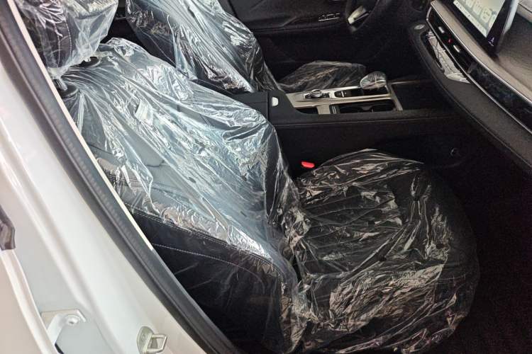 Used Chery Arrizo 8 2025 1.6T DCT Rui Right Front Seat