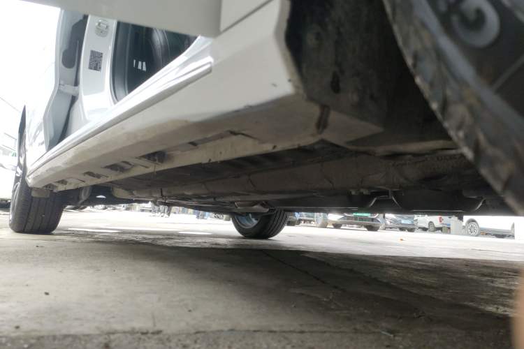 Used Chery Arrizo 8 2025 1.6T DCT Rui Right Side Sill