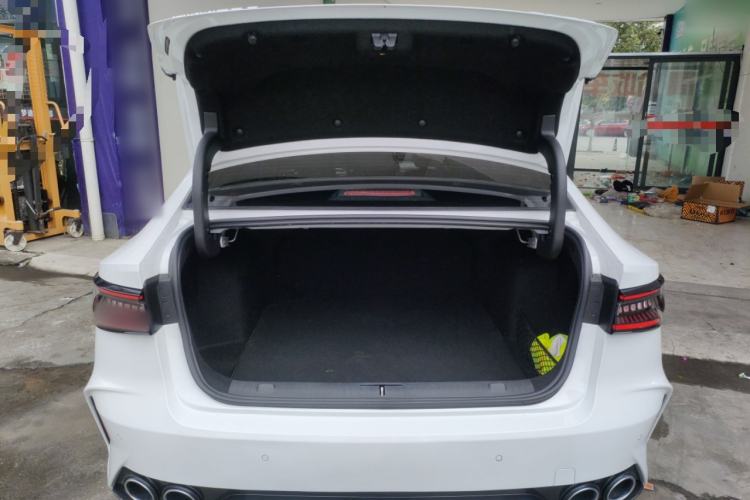 Used Chery Arrizo 8 2025 1.6T DCT Rui Trunk