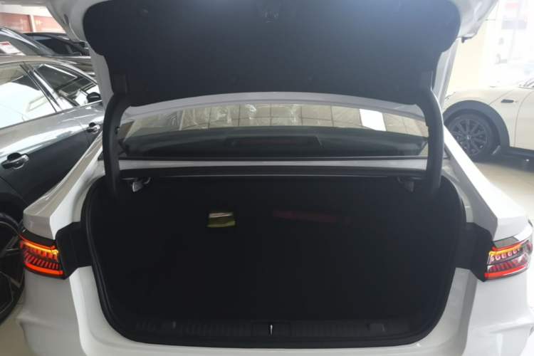 Used Chery Arrizo 8 2025 1.6T DCT Smart Trunk
