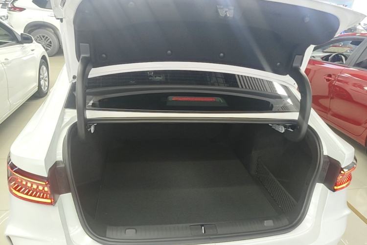 Used Chery Arrizo 8 2025 1.6T DCT Excellence Edition Trunk