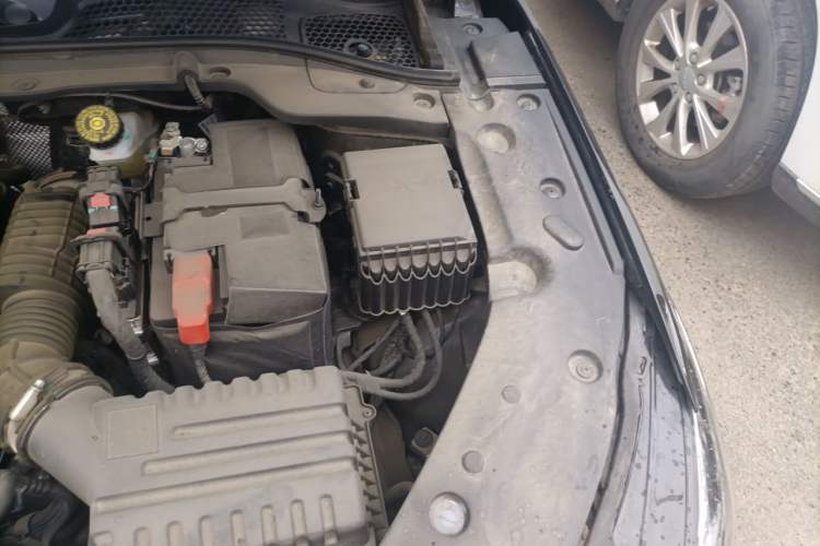 Used Chery Arrizo 8 PRO 2025 Pro 1.6T Comfort Version Engine Bay Left