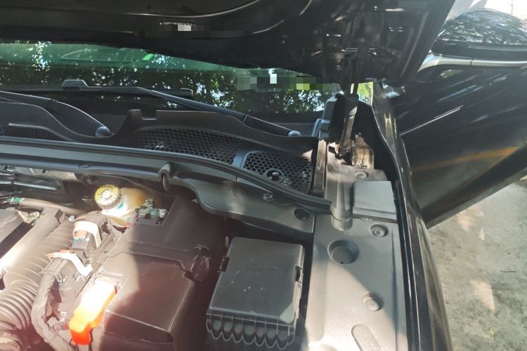 Used Chery Arrizo 8 PRO 2025 Pro 1.6T Luxury Model Engine Bay Left