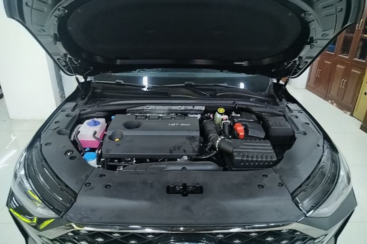 Used Chery Arrizo 8 PRO 2025 Pro 1.6T Luxury Model Engine Bay