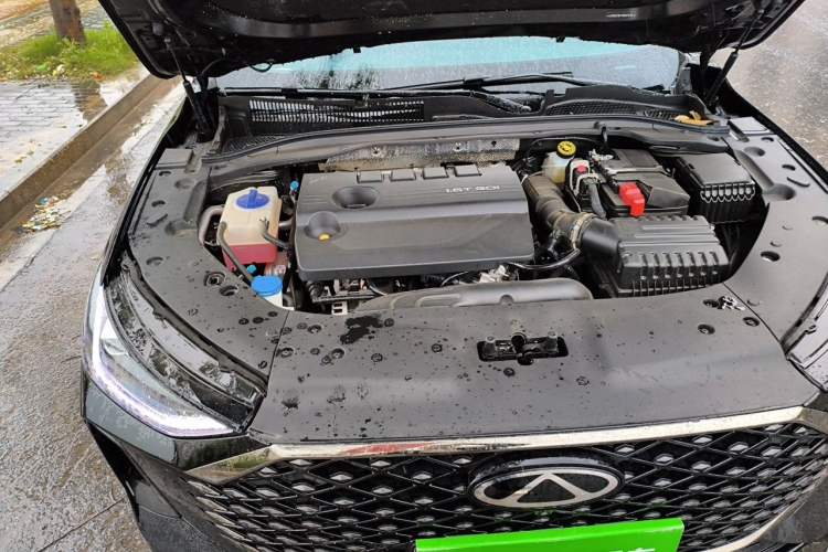 Used Chery Arrizo 8 PRO 2025 Pro 1.6T Luxury Model Engine Bay Right
