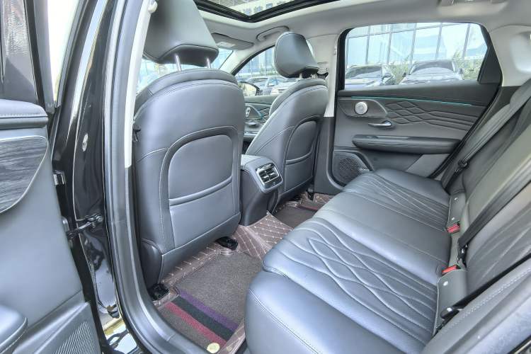 Used Chery Arrizo 8 PRO 2025 Pro 1.6T Comfort Version Interior 2