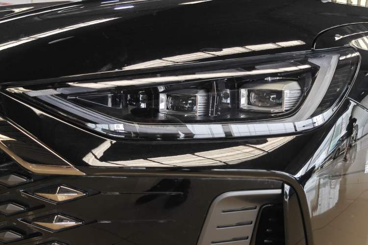 Used Chery Arrizo 8 PRO 2025 Pro 1.6T Comfort Version Left Front Headlight