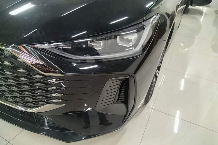 Used Chery Arrizo 8 PRO 2025 Pro 1.6T Luxury Model Left Front Headlight