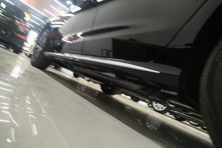 Used Chery Arrizo 8 PRO 2025 Pro 1.6T Luxury Model Left Side Sill