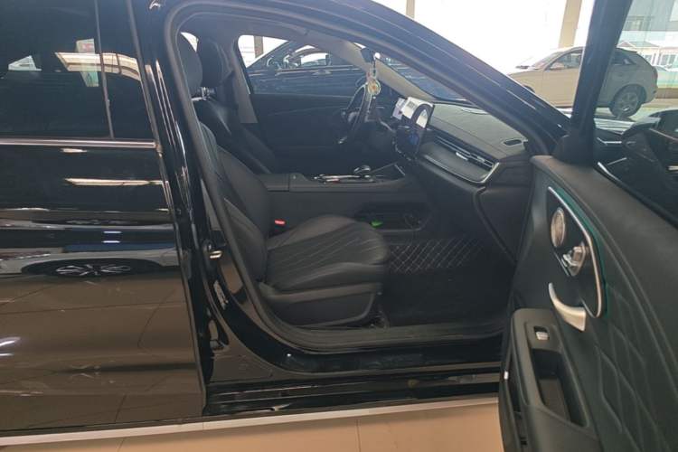 Used Chery Arrizo 8 PRO 2025 Pro 1.6T Comfort Version Right Front Seat