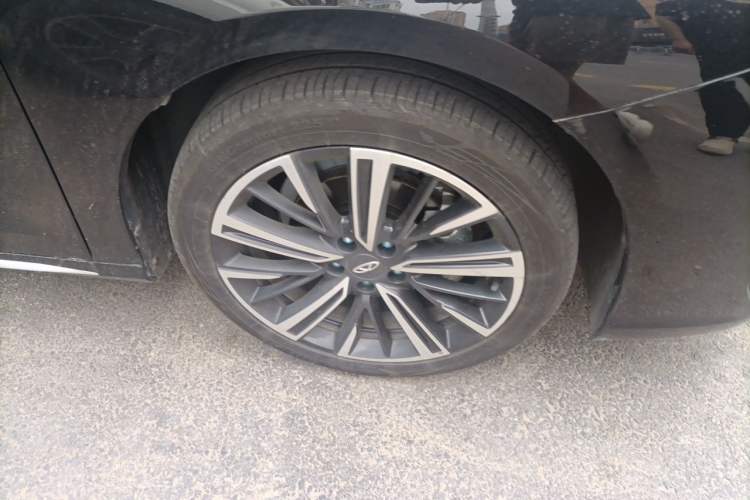 Used Chery Arrizo 8 PRO 2025 Pro 1.6T Comfort Version Right Front Wheel Hub