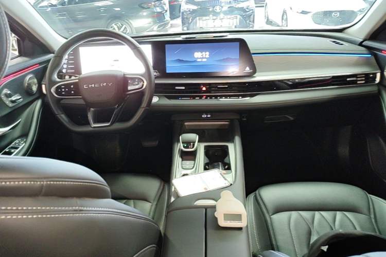 Used Chery Arrizo 8 PRO 2025 Pro 1.6T Luxury Model Center Console