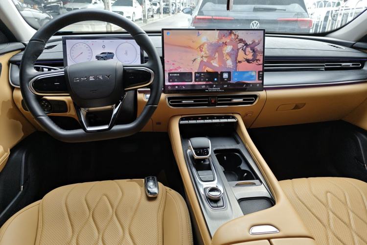 Used Chery Arrizo 8 PRO 2025 Pro 1.6T Comfort Version Center Console