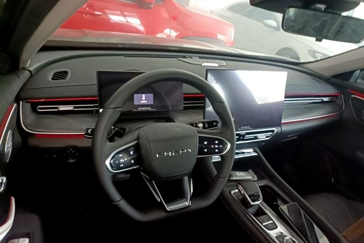 Used Chery Arrizo 8 PRO 2025 Pro 1.6T Luxury Model+ Center Console