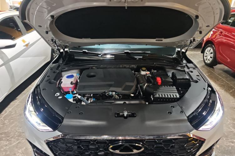 Used Chery Arrizo 8 PRO 2025 Model Pro 2.0T Luxury Version Engine Bay