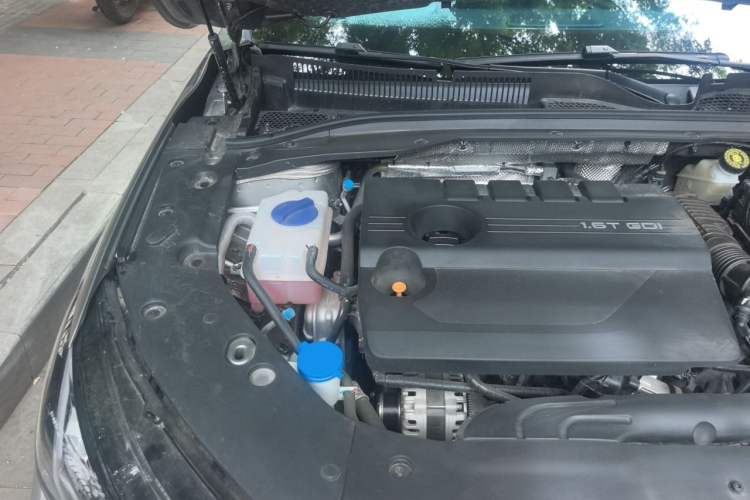 Used Chery Arrizo 8 PRO 2025 Pro 1.6T Comfort Version Engine Bay Right