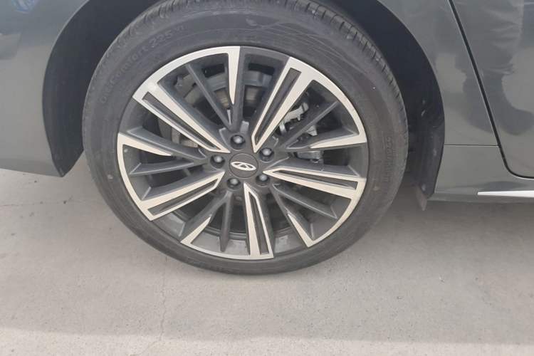 Used Chery Arrizo 8 PRO 2025 Pro 1.6T Luxury Model+ Exterior 5