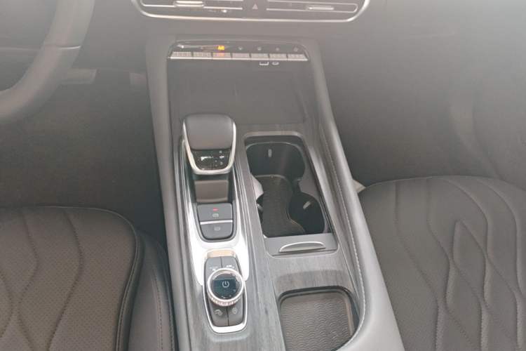 Used Chery Arrizo 8 PRO 2025 Pro 1.6T Comfort Version Gear Lever