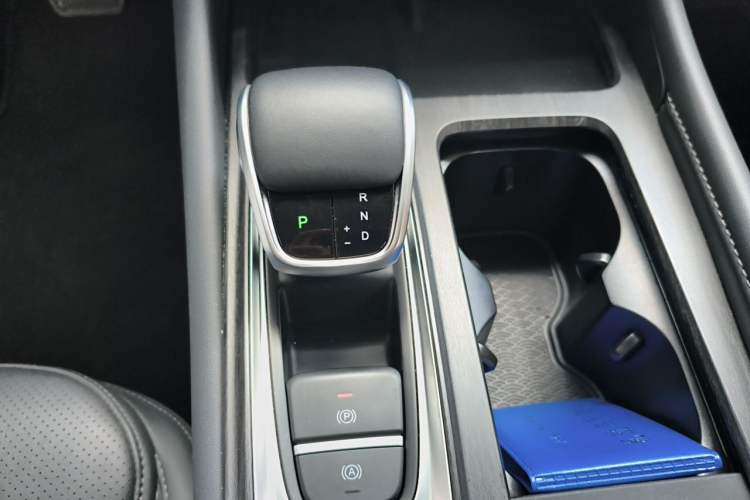 Used Chery Arrizo 8 PRO 2025 Pro 1.6T Luxury Model+ Gear Lever