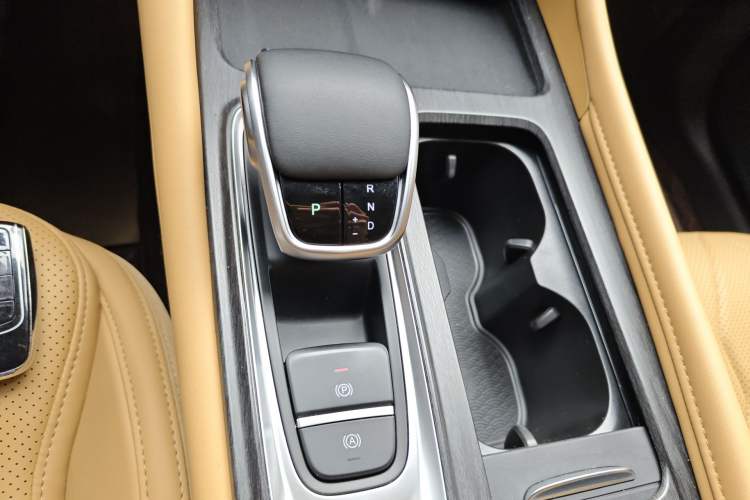 Used Chery Arrizo 8 PRO 2025 Pro 1.6T Comfort Version Gear Lever