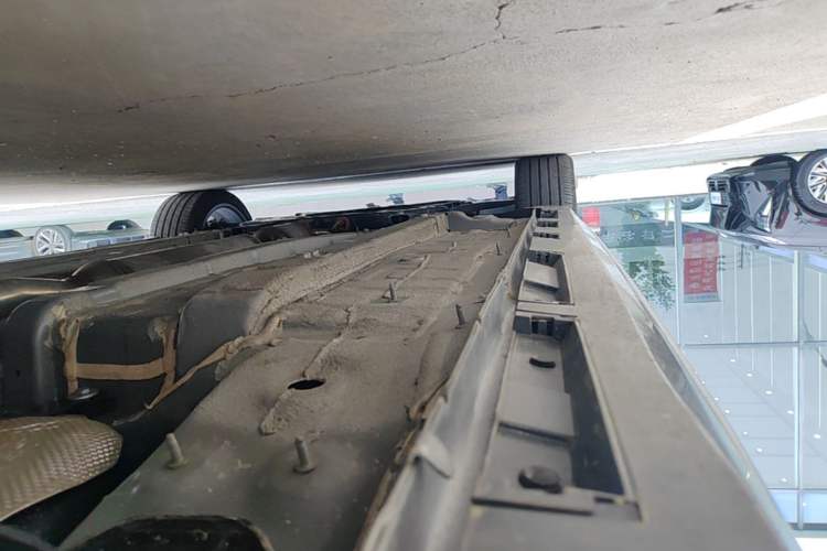 Used Chery Arrizo 8 PRO 2025 Pro 1.6T Comfort Version Left Side Sill