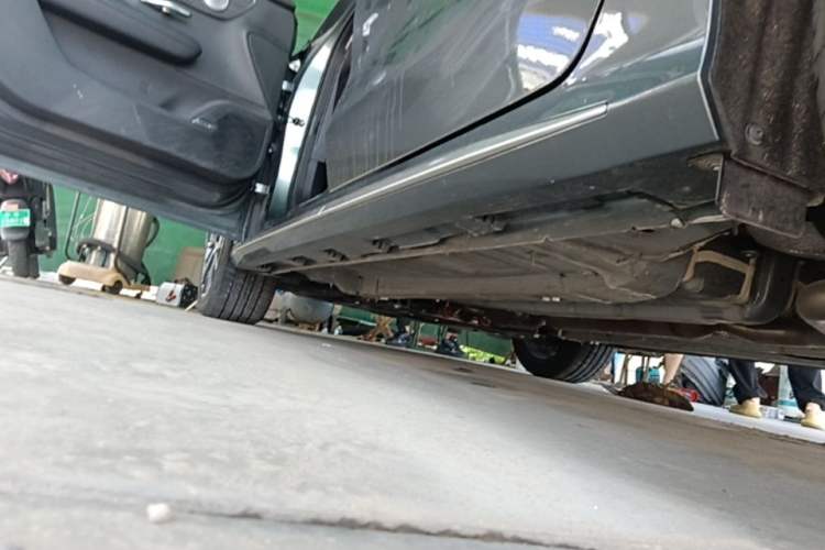 Used Chery Arrizo 8 PRO 2025 Pro 1.6T Luxury Model+ Left Side Sill