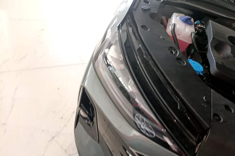 Used Chery Arrizo 8 PRO 2025 Pro 1.6T Luxury Model+ Right Front Headlight