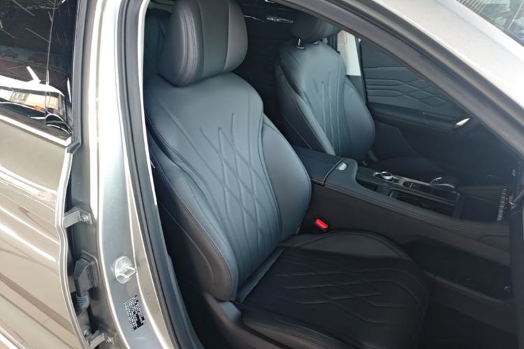 Used Chery Arrizo 8 PRO 2025 Pro 1.6T Comfort Version Right Front Seat