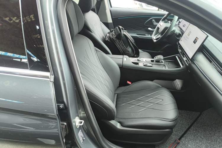 Used Chery Arrizo 8 PRO 2025 Pro 1.6T Comfort Version Right Front Seat