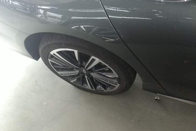 Used Chery Arrizo 8 PRO 2025 Pro 1.6T Luxury Model+ Right Rear Wheel Hub