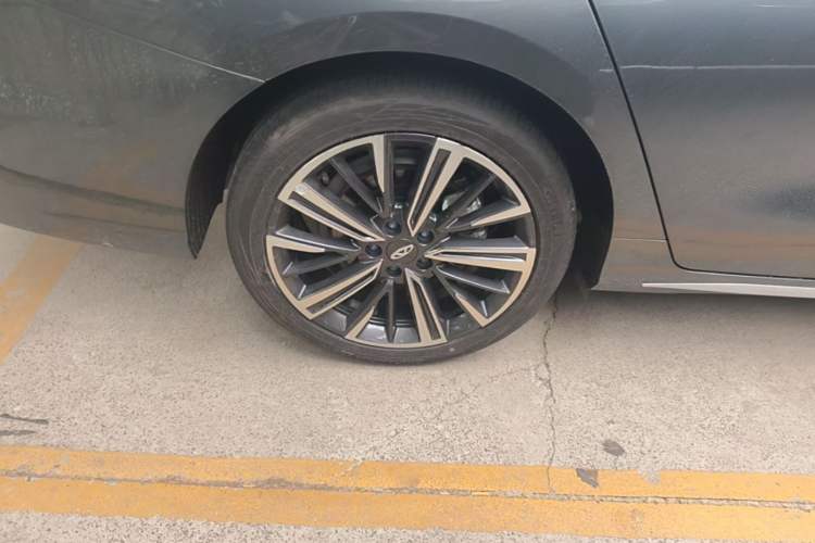 Used Chery Arrizo 8 PRO 2025 Pro 1.6T Luxury Model+ Right Rear Wheel Hub