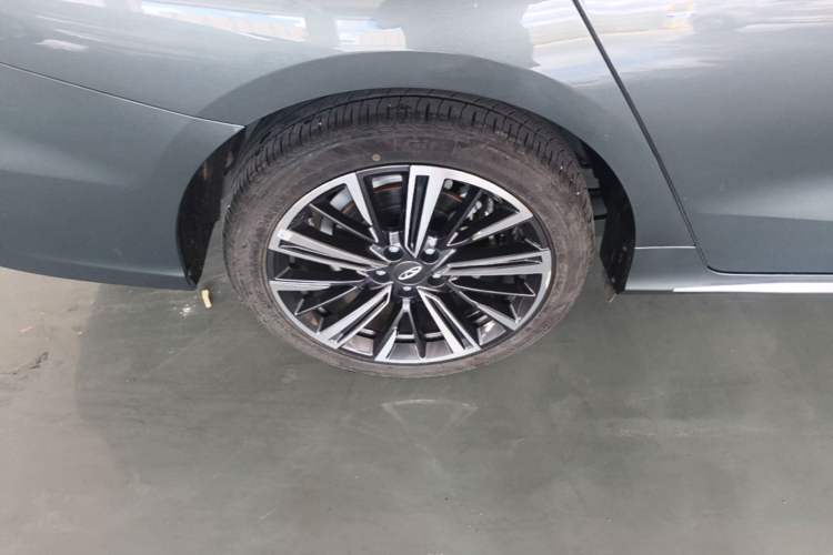 Used Chery Arrizo 8 PRO 2025 Pro 1.6T Luxury Model+ Right Rear Wheel Hub