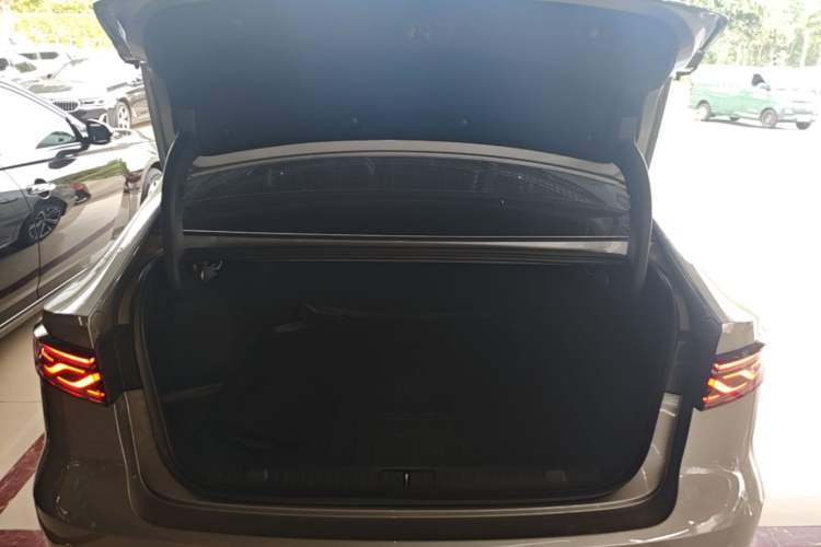 Used Chery Arrizo 8 PRO 2025 Pro 1.6T Comfort Version Trunk