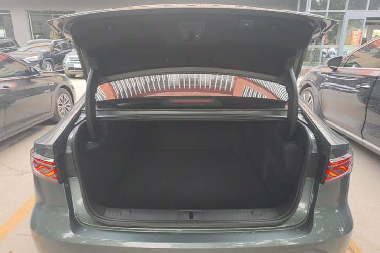 Used Chery Arrizo 8 PRO 2025 Pro 1.6T Luxury Model+ Trunk