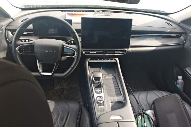 Used Chery Arrizo 8 PRO 2025 Pro 1.6T Luxury Model+ Center Console