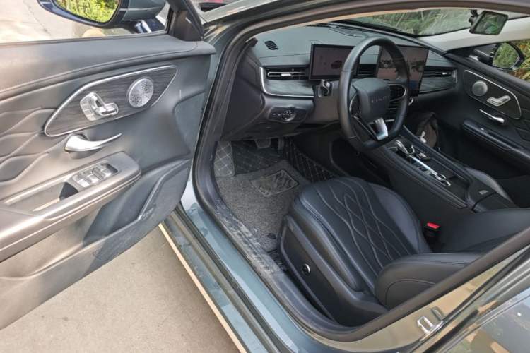 Used Chery Arrizo 8 PRO 2025 Pro 1.6T Luxury Model+ Driver Seat