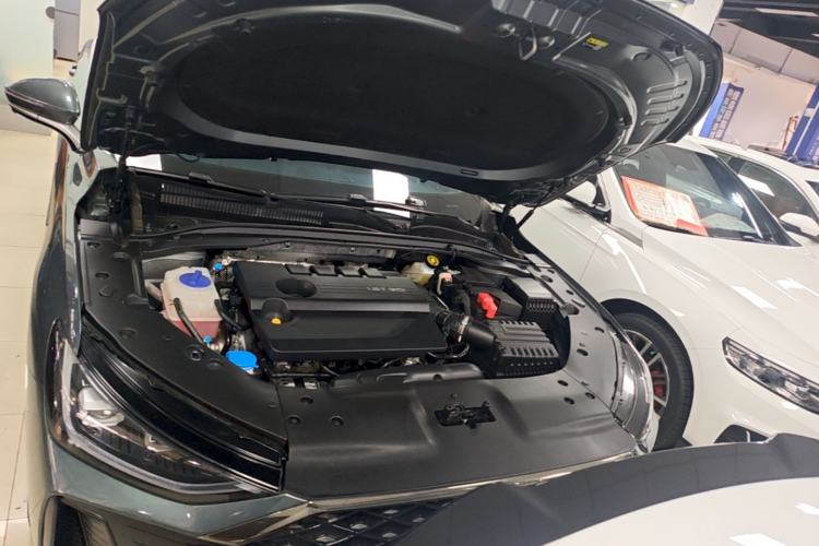 Used Chery Arrizo 8 PRO 2025 Pro 1.6T Luxury Model Engine Bay