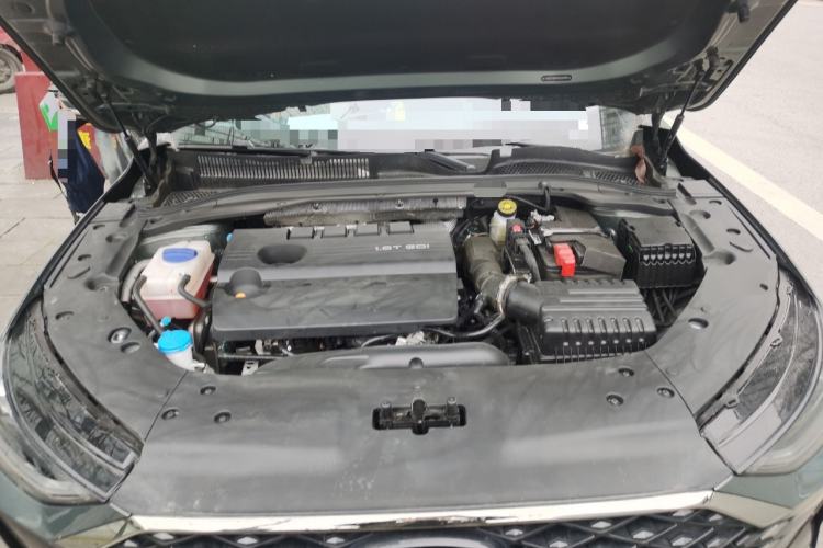 Used Chery Arrizo 8 PRO 2025 Pro 1.6T Luxury Model Engine Bay