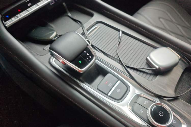 Used Chery Arrizo 8 PRO 2025 Pro 1.6T Comfort Version Gear Lever
