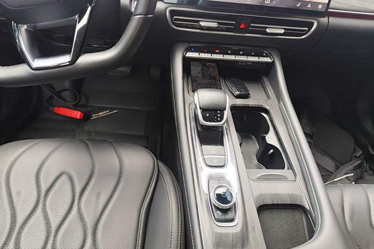 Used Chery Arrizo 8 PRO 2025 Pro 1.6T Luxury Model+ Gear Lever